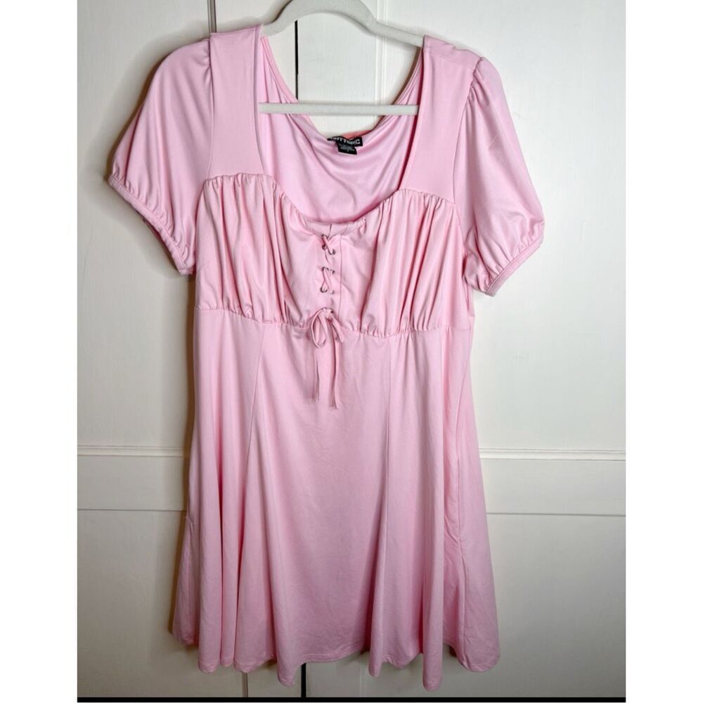 Hot Topic Pastel Pink Empire Dress Baby Pink Plus Size 2  Nwot - Picture 3 of 6